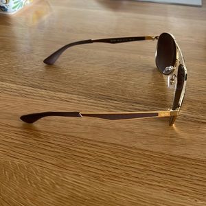 Ray-ban aviator sunglasses. EUC.